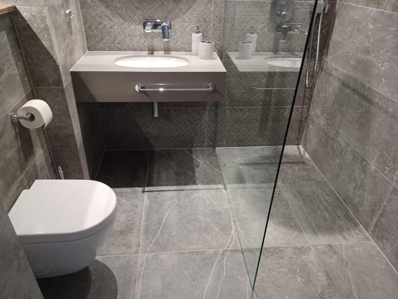 Apartament Pionier *